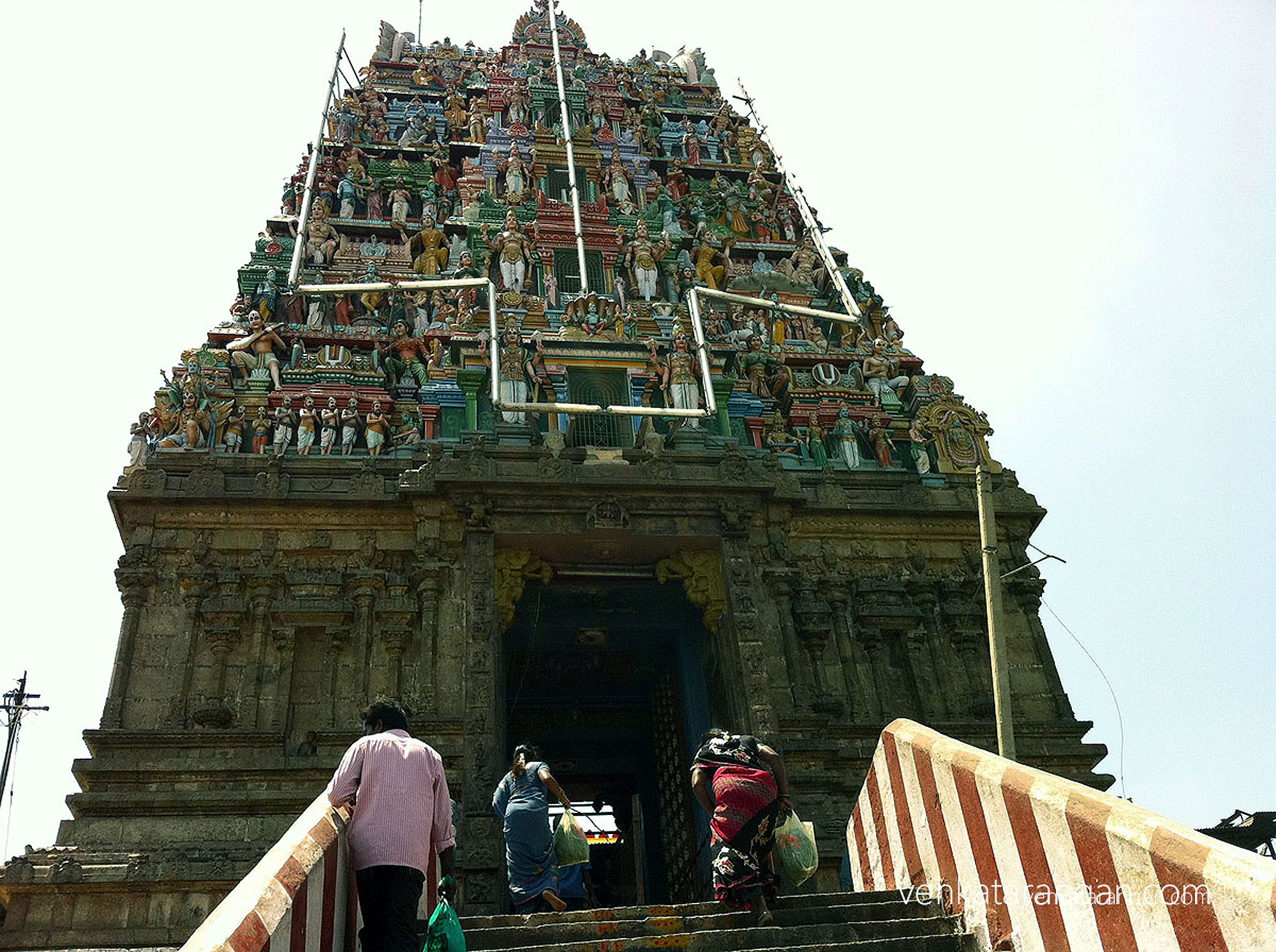 Main gopuram - அருள்மிகு லட்சுமி நரசிம்மசுவாமி திருக்கோயில் கோபுரம் 