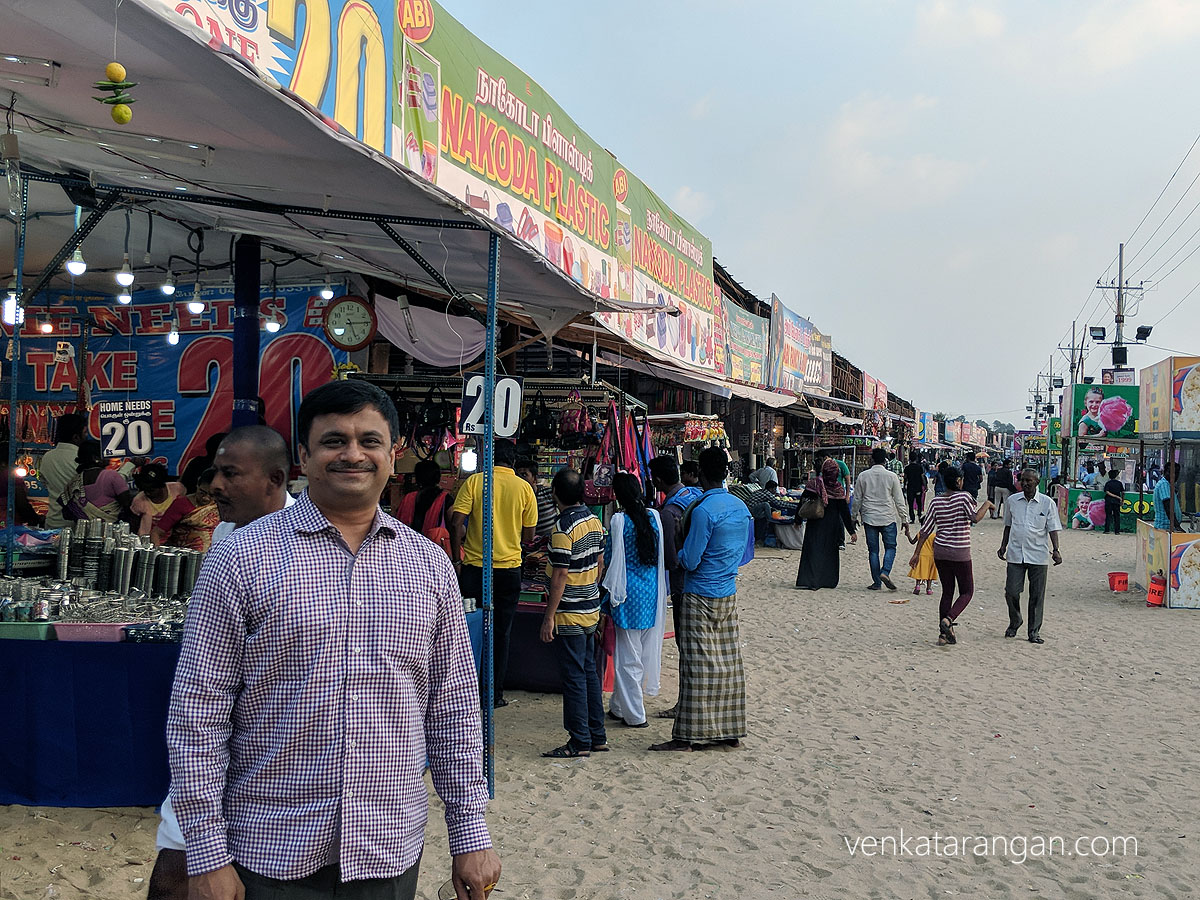 Shops selling Plastics, Utensils, Jewellery and clothes