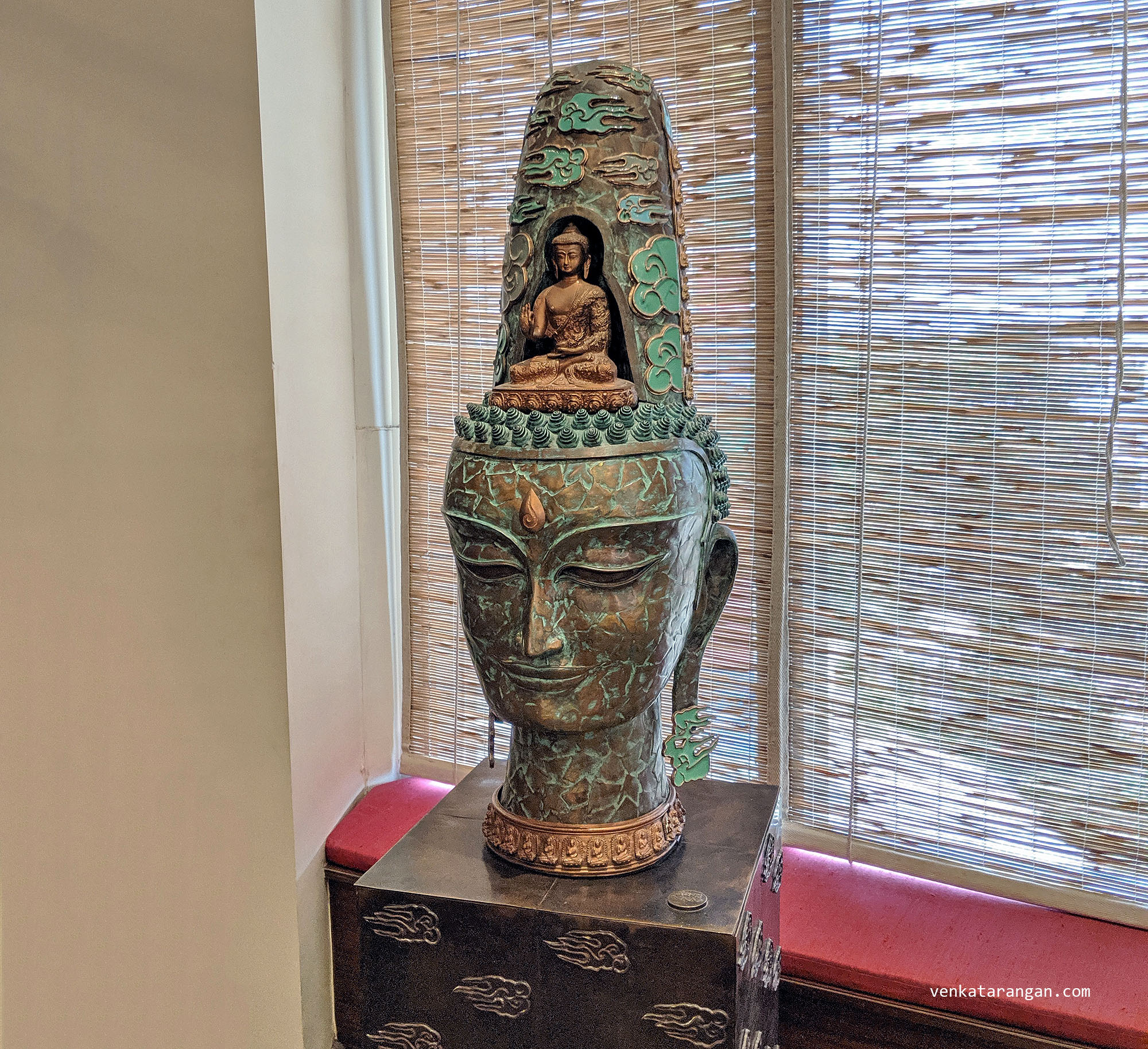 Dasavaratharam - 9. Lord Buddha is represented by a 7 feet 6 inches sculpture in the building adjacent to the main mall near The Hive. Lord Buddha is considered to be a part of Dasavartharam by many works including those of Jayadeva and Anamaacharya 