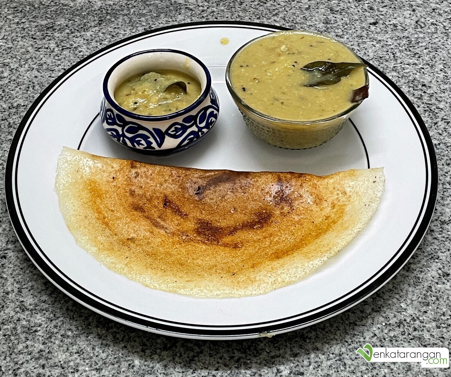 Today's home cooked breakfast - Crisp Dosa with Kumbakonam Kadappa Chutney. Yummy!