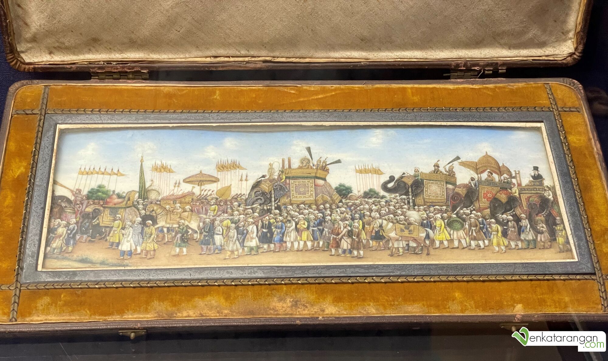 Painting showing the royal parade, each of the face shown here are unique and distinct 