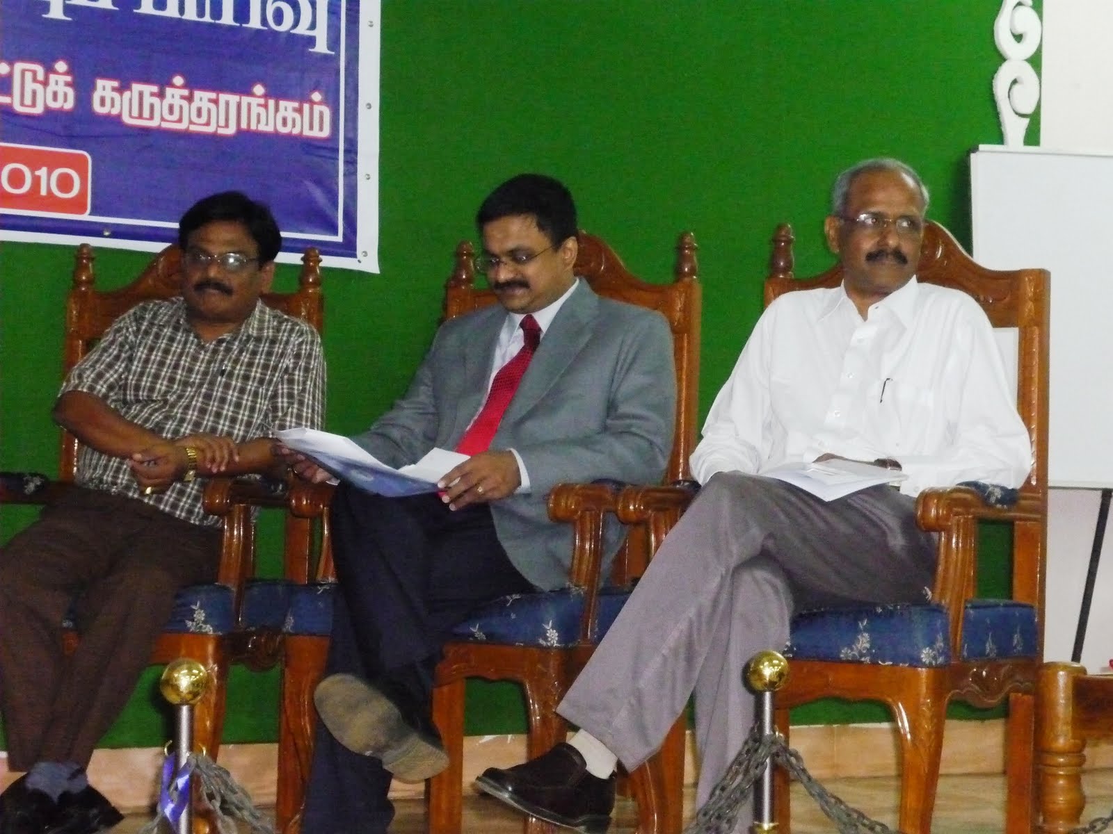 Dr.Ganesan (Annamalai University), T.N.C.Venkata Rangan (Chair, INFITT), A.Elangovan (CEO, CADGRAF)