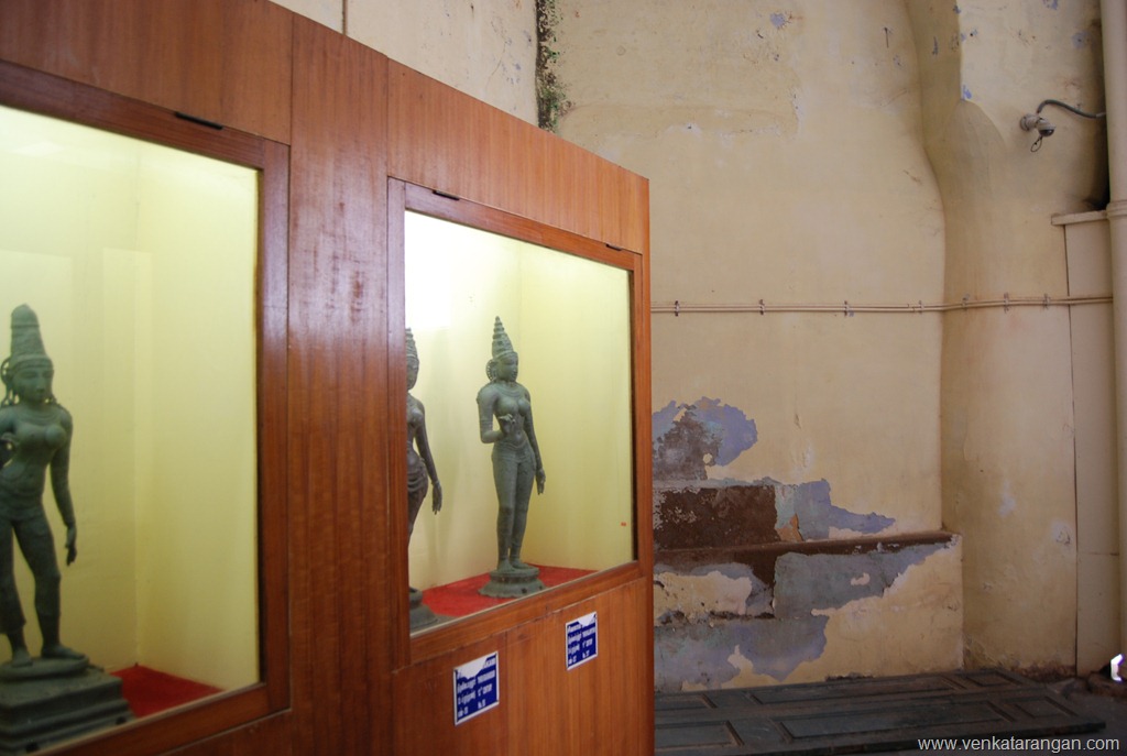 Sorry state of maintenance of the walls and structures in Thanjavur Palace