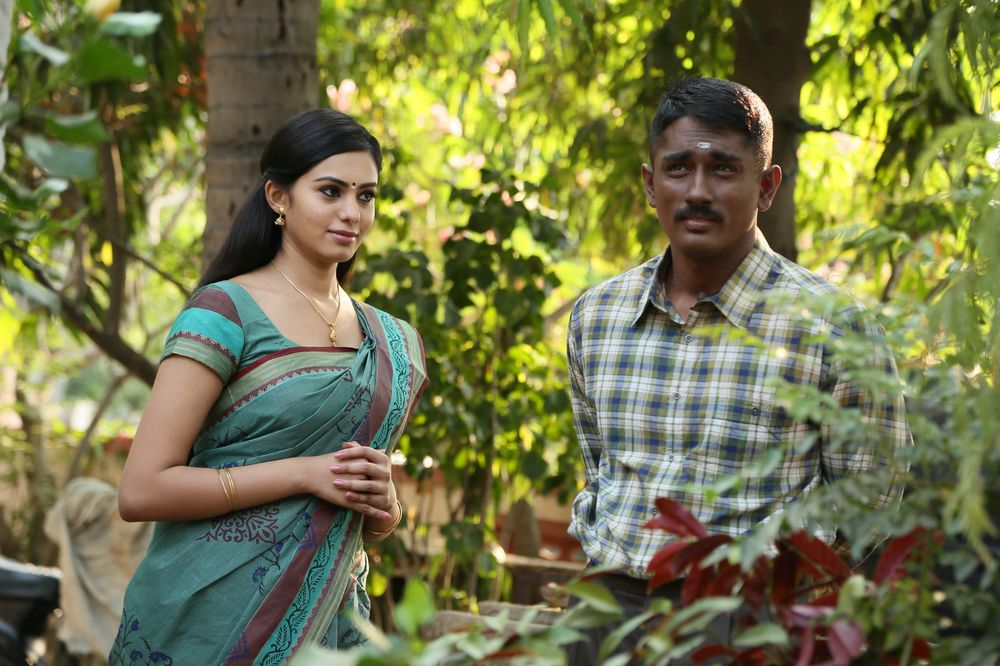 எனக்குள் ஒருவன் (2015)