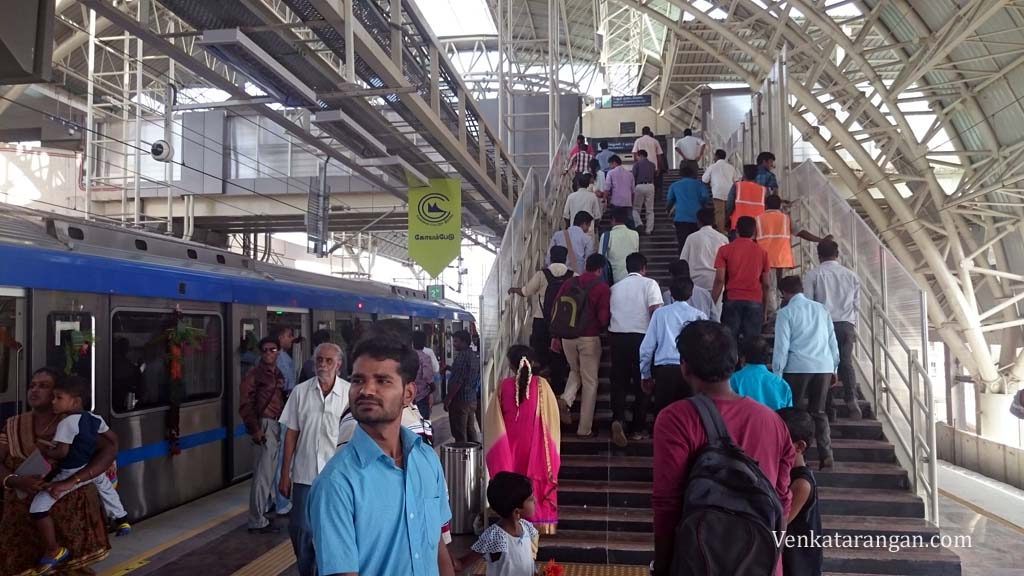Wide staircases, escalators and lifts available for entry and exit
