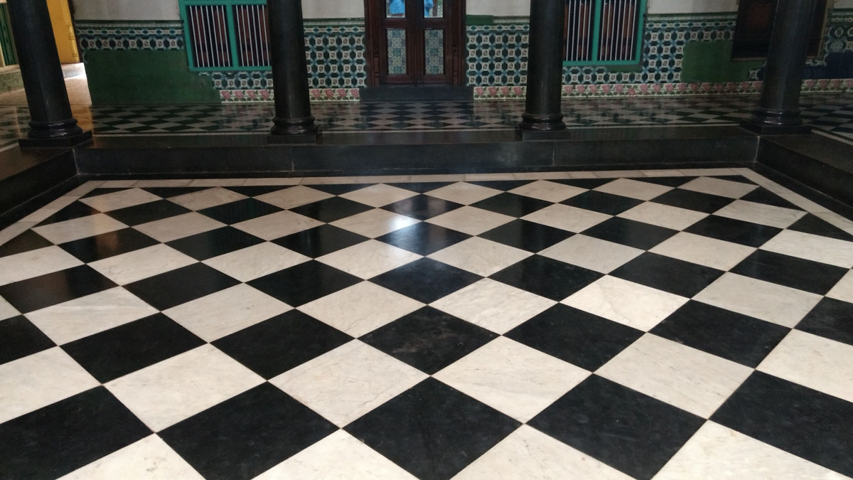 The tile patterns are called Athangudi tiles