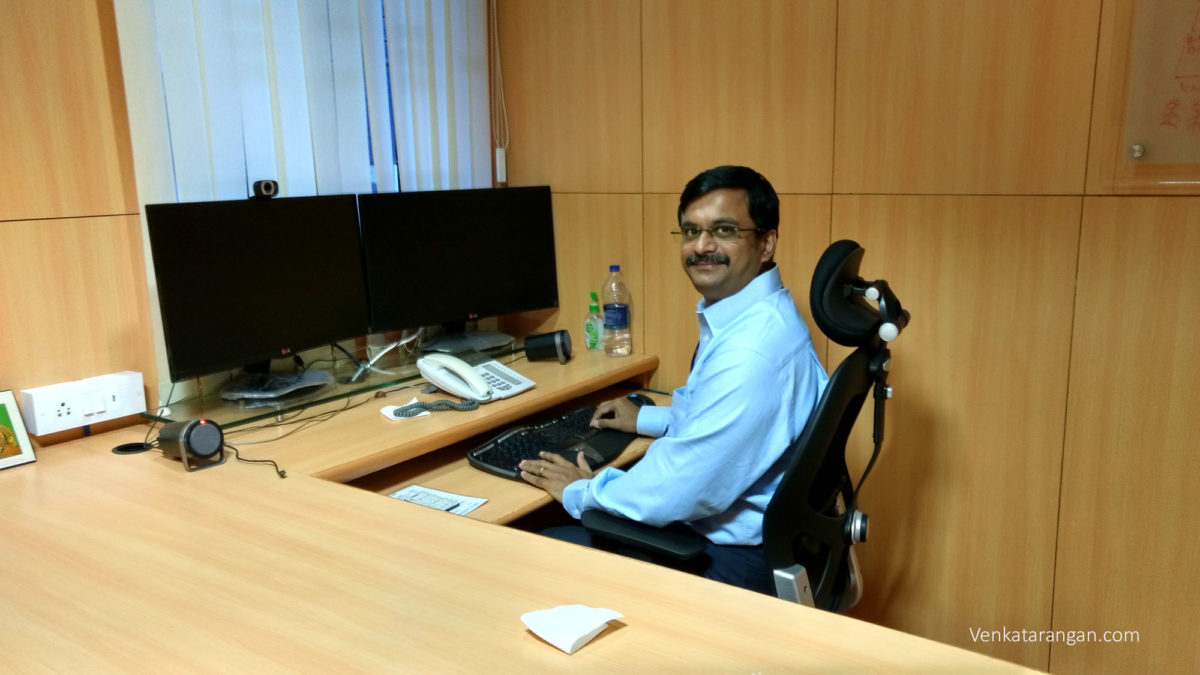 My workstation in 2016 – Dual Monitors