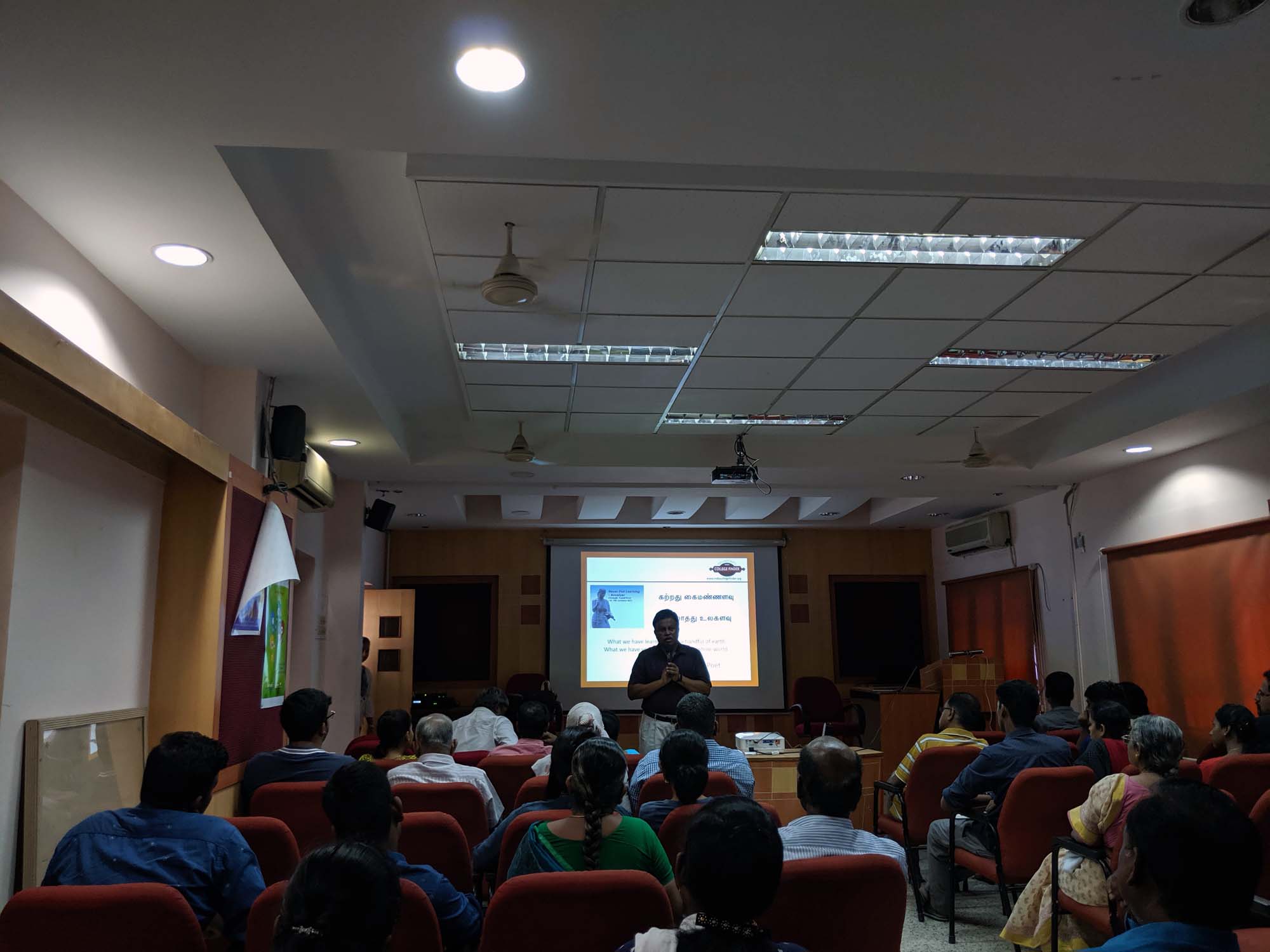 Mr Mr Nedunchezhian Dhamotharan, CEO of India College Finder doing Career Guidance Programme for 9-12th standard students and parents