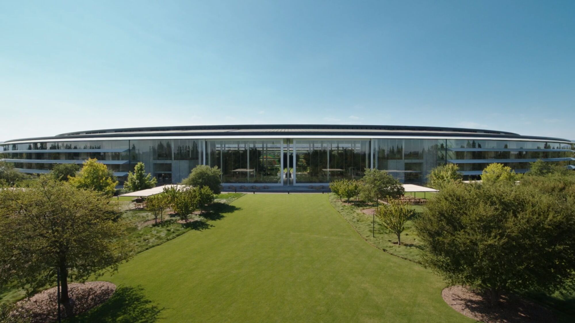 Apple's space ship campus