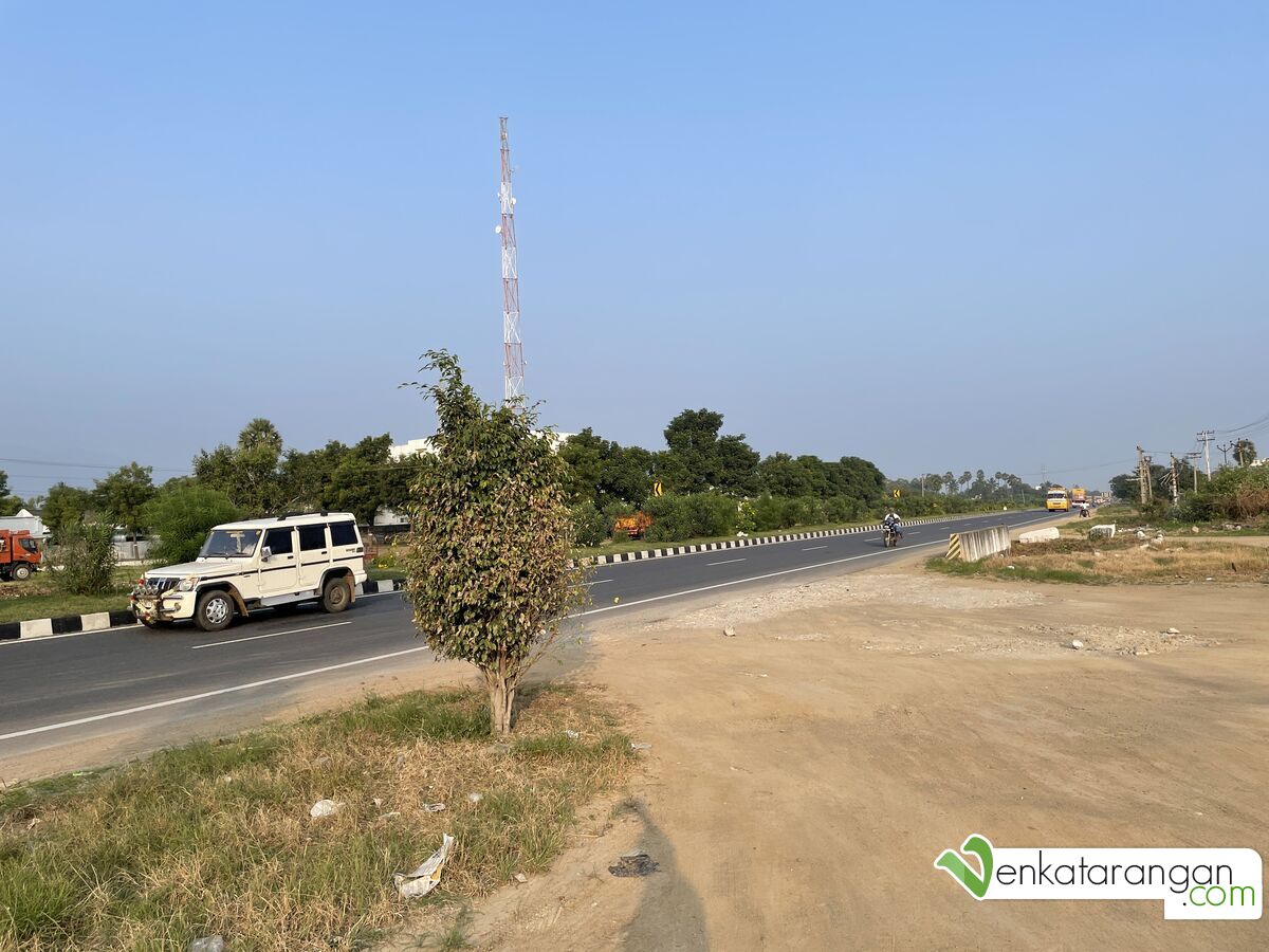 View of Salem-Ulundurpet Highway opposite to A2B outlet