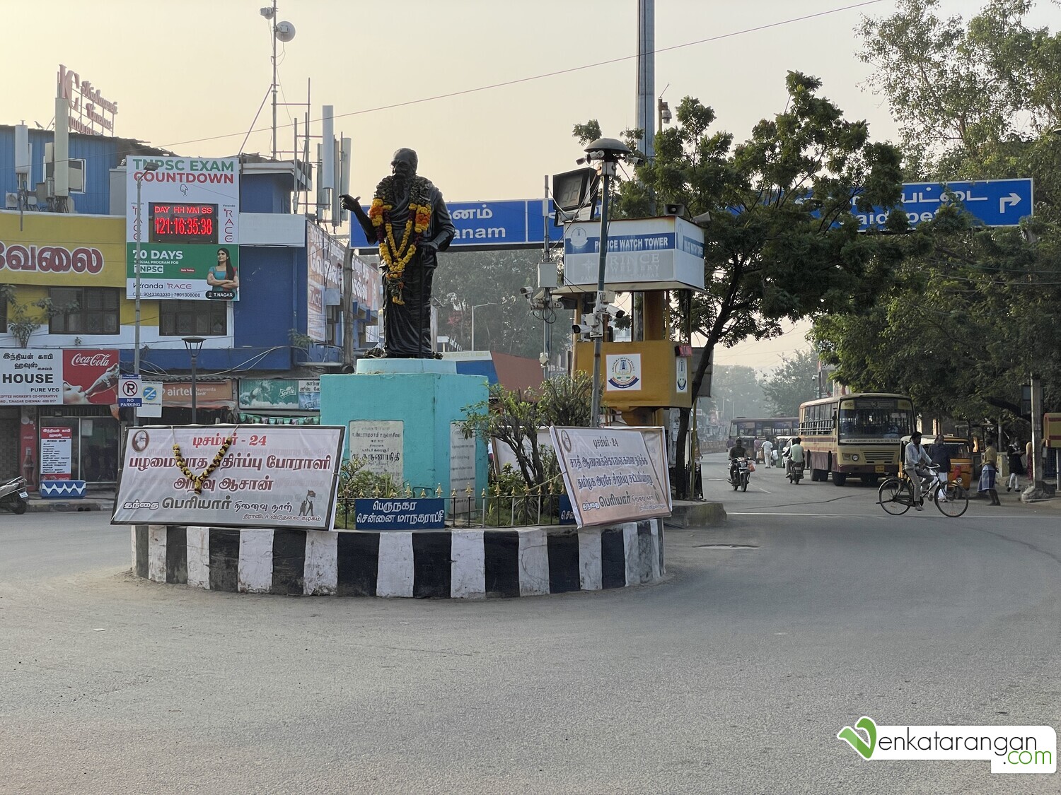 Thanthai Periyar statue near T.Nagar Bus terminus
