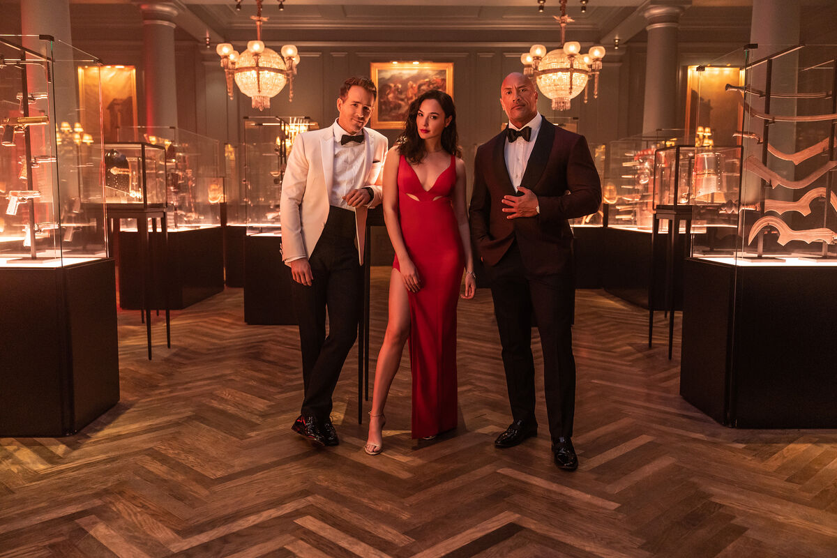 Red Notice (2021)