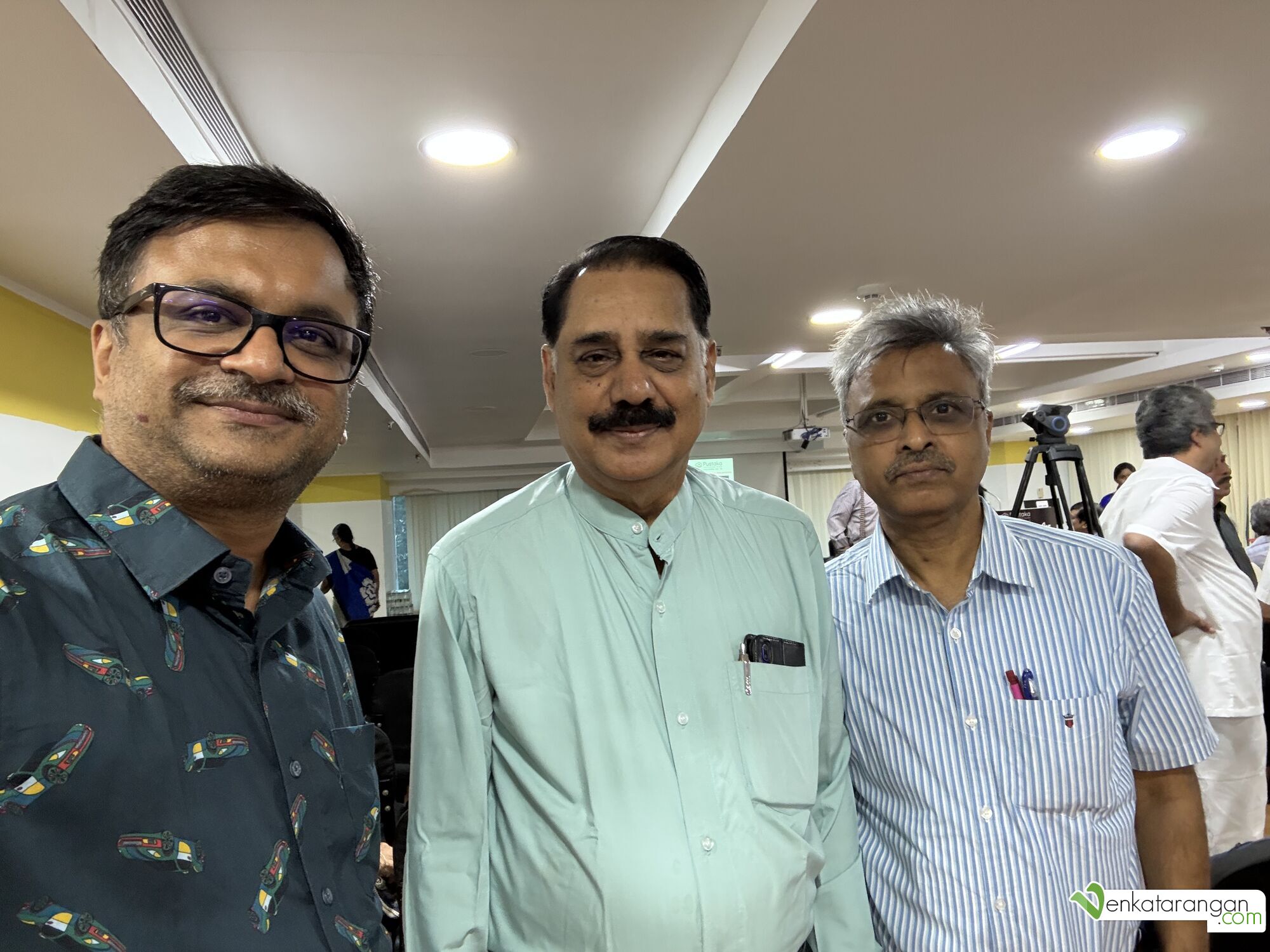 தமிழின் இரு பெரும் எழுத்தாளுமைகளோடு நான் – தி. ந. ச. வெங்கடரங்கன், திரு. மாலன் (Maalan), திரு. ஆ. இரா. வேங்கடாசலபதி (A. R. Venkatachalapathy).