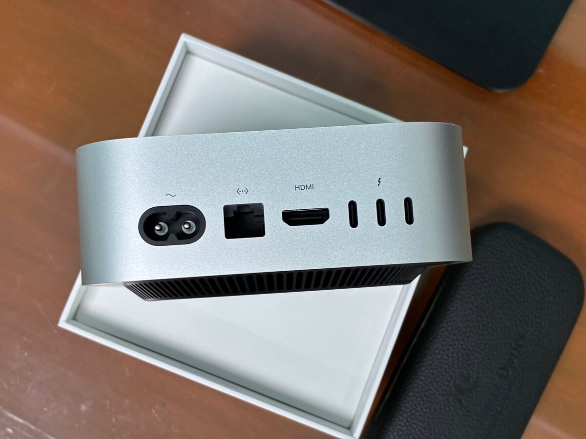 Three Thunderbolt 4 ports, HDMI port, Ethernet port. Two USB-C ports  in the front